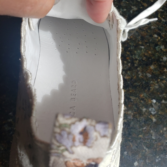 VERONICA BEARD Paulita Embroidered Sneakers Sz 8.5 - Picture 4 of 15